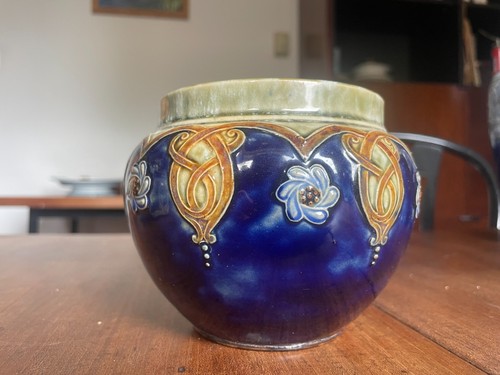 Royal doulton lambeth art - royal,