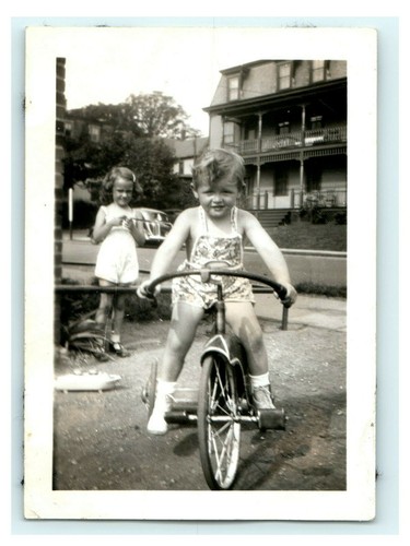1940 girl child - girl, road