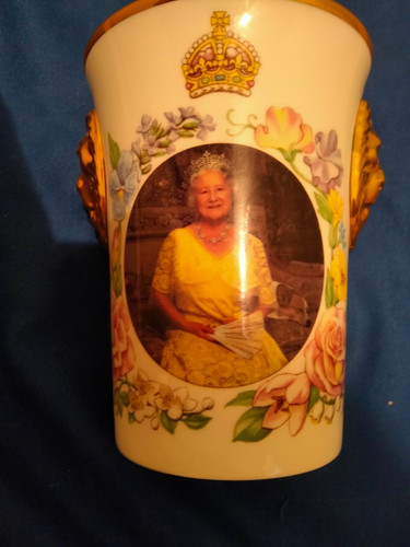 Sutherland bone china queen - sutherland,