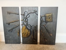Large Skeleton Key Metal Wall