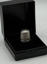 Antique childs silver thimble - silver,