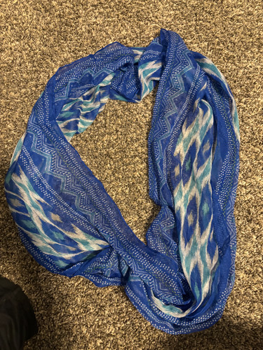 Infinity scarf