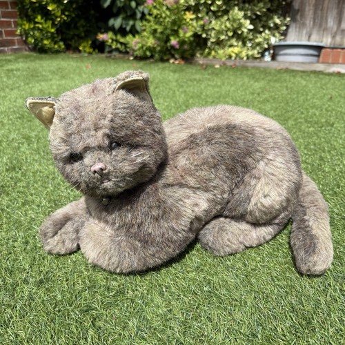 Large vintage realistic - vintage,