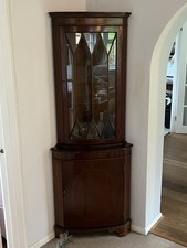 Vintage Style Wooden Corner