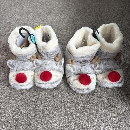 Reindeer slippers size - 2,