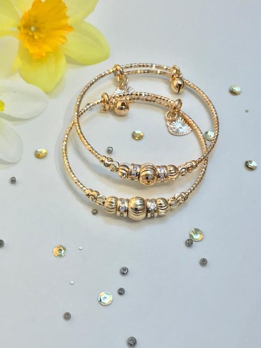 9ct yellow gold - yellow, baby