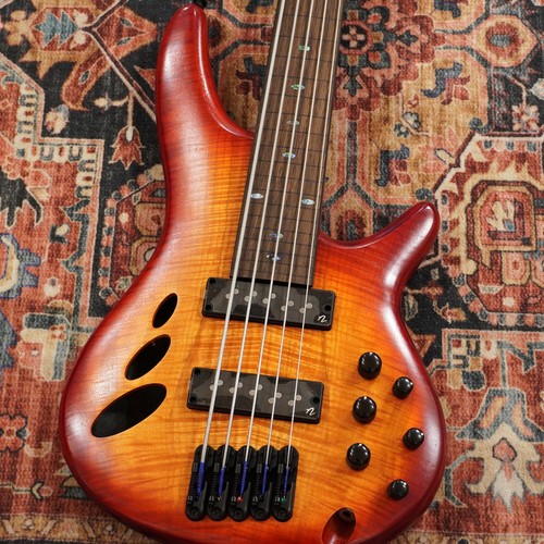 Ibanez srd905f btl fretless - ibanez,
