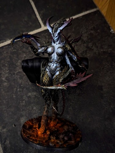 Creature caster queen - queen, of