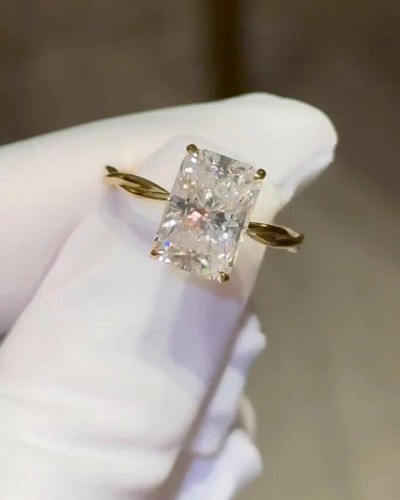 Radiant diamond women ring - radiant,