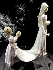 LLADRO Figurine “HERE COMES