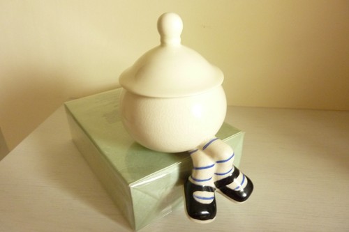 Vintage 1973 carlton ware - vintage,