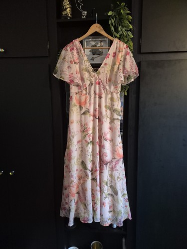 Lipsy pink flutter - , sleeve