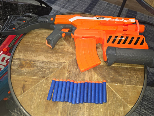 Nerf strike elite orange - n-strike,