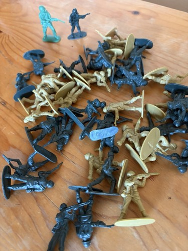 Lot 42vintage plastic army - 42vintage,