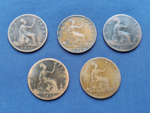 Queen victoria pennies - 5,
