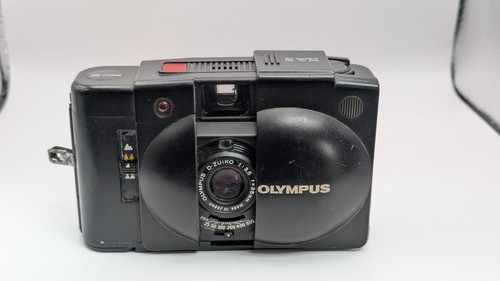 Olympus xa2 35mm compact - xa2, film