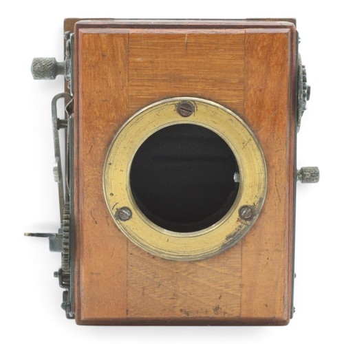 Wooden closure for large - closure,