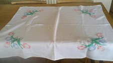 VINTAGE HAND EMBROIDERED LINEN