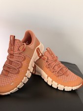 Size 6- Nike Free Metcon 5