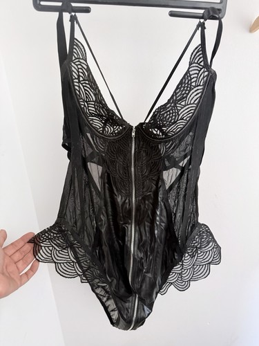Bnwt ann summers zip - bnwt,