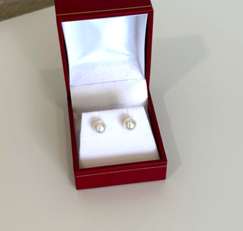 Cultured pearl akoya - akoya, salt
