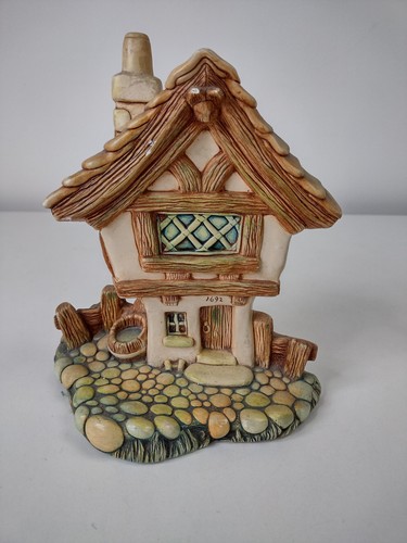 Pendelfin cobble cottage - pendelfin,
