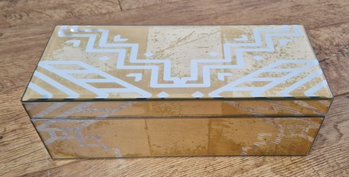Large jewellery box gold - large,