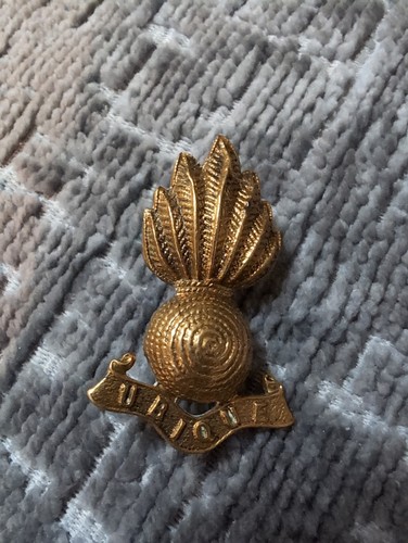 Royal artillery collar badge - royal,
