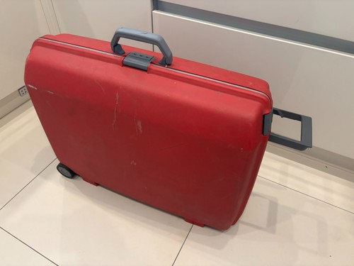 Hardshell samsonite suitcase - hardshell,