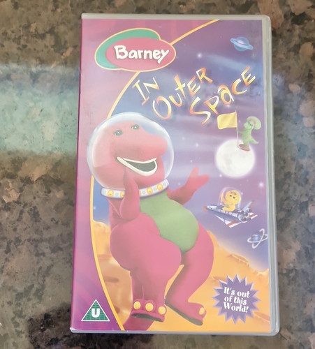 Hit entertainment barney in - hit,