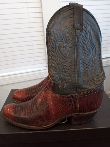 Vintage chisholm genuine - j.,