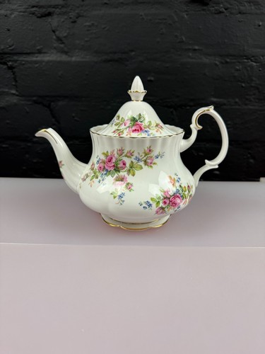 Royal albert moss rose medium - royal,