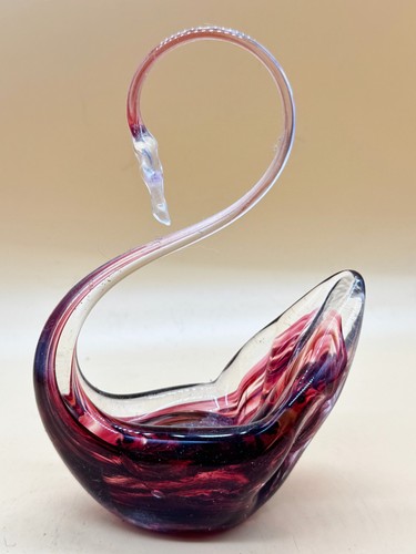 Vintage uredale glass swan - vintage,