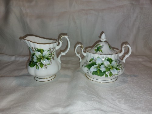 Vtg royal albert trillium - vtg,
