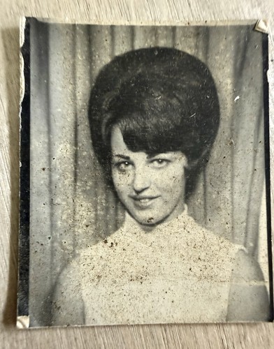 Gorgeous girl big bouffant - girl,