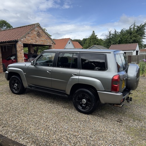 Nissan patrol y61 adventure - nissan,
