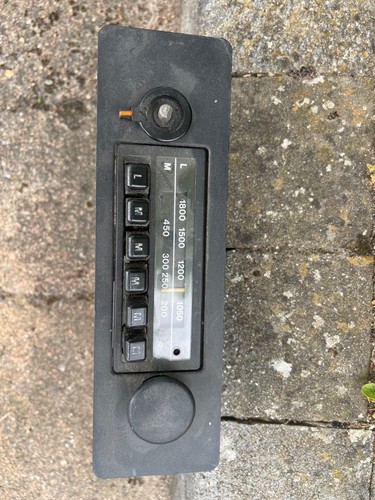 Old ford stereo - old,