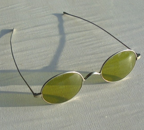 Pair tinted glass - tinted,