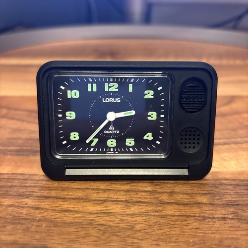 Vintage lorus quartz travel - lorus,