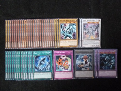 Card blue eyes - yu-gi-oh,