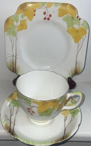 Vintage royal grafton bone - royal,