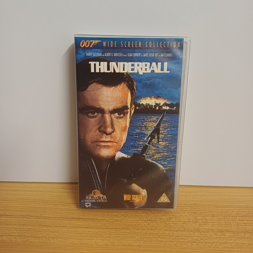 James bond thunderball 007 - bond,