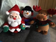 Interactive dancing christmas - interactive,