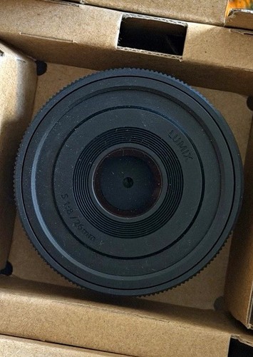 Lumix r26 26mm - lumix, f/8