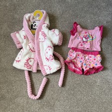 Build a Bear Hello Kitty dressing gown and night wear 