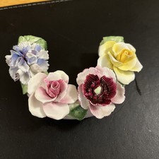 Radnor Bone China Horseshoe Floral Ornament