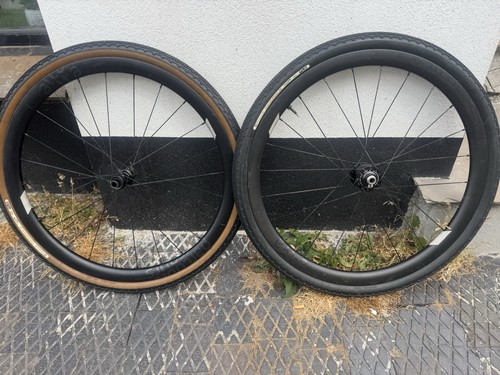 Carbon 650b dynamo wheelset - carbon,