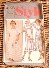 Vintage 1980s Style Sewing