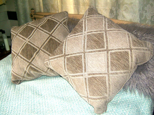 Sofa pillows neutral - neutral, plaid