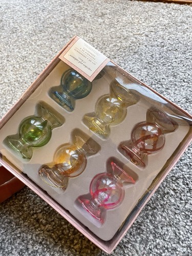Cupcakes and cashmere set - cupcakes,